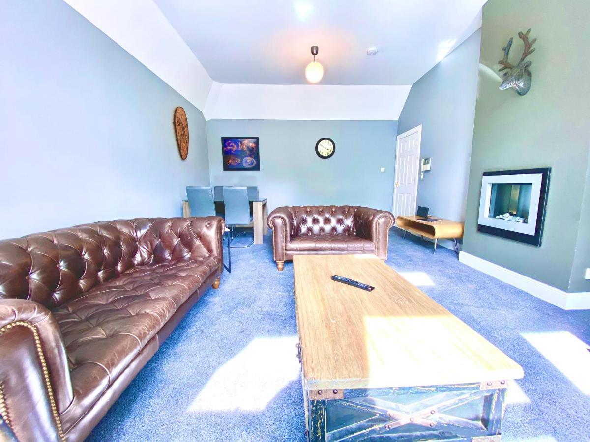 Serviced Accommodation Moray - Lesmurdie House Елгін Екстер'єр фото